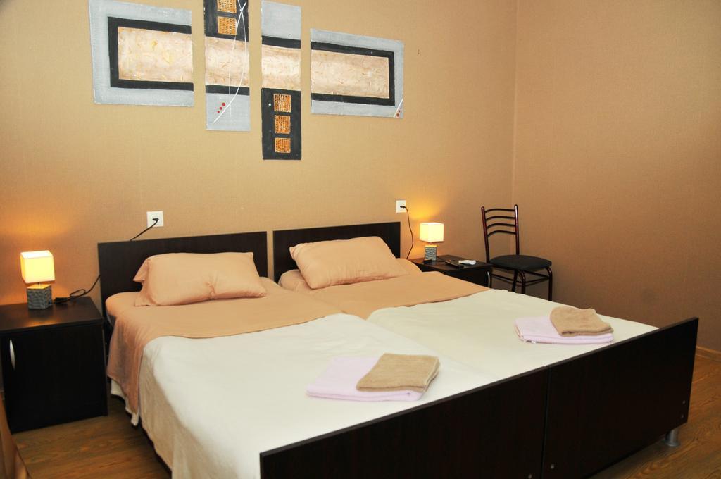 Alma-Ata Hotel Borjomi Værelse billede